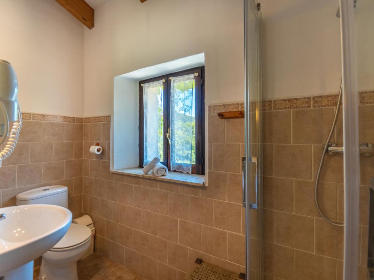 Holiday Varitx Paradise By Interhome